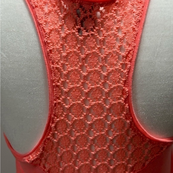 Arizona Jeans Women’s Pink Tank Top Size Small - Picture 5 of 6